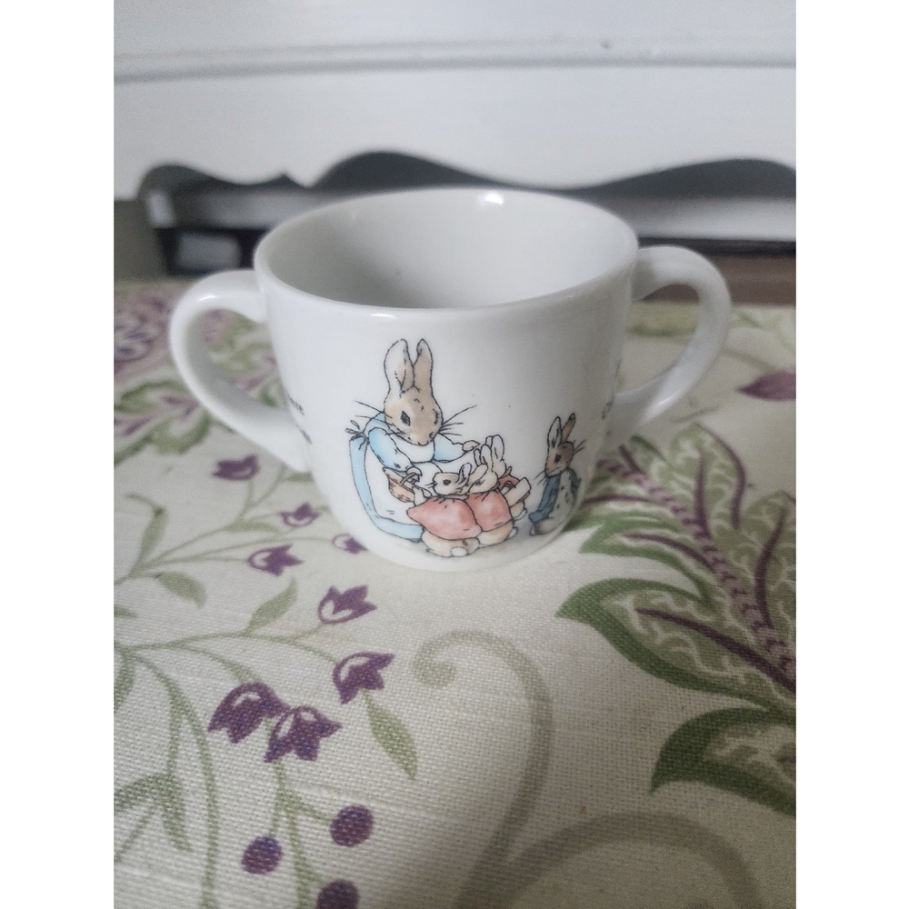 Peter Rabbit wedgewood children's cup - Picture 6 of 8